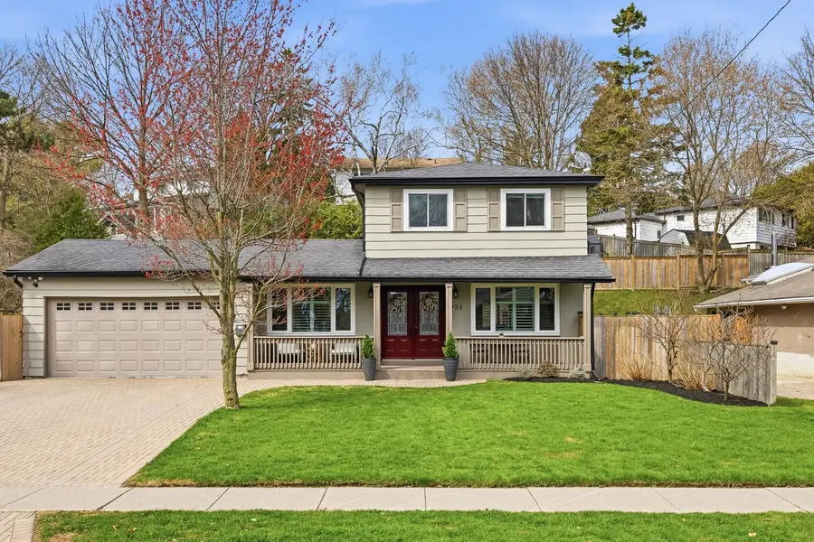 953 Vistula DR, Pickering, ON L1W 2L7