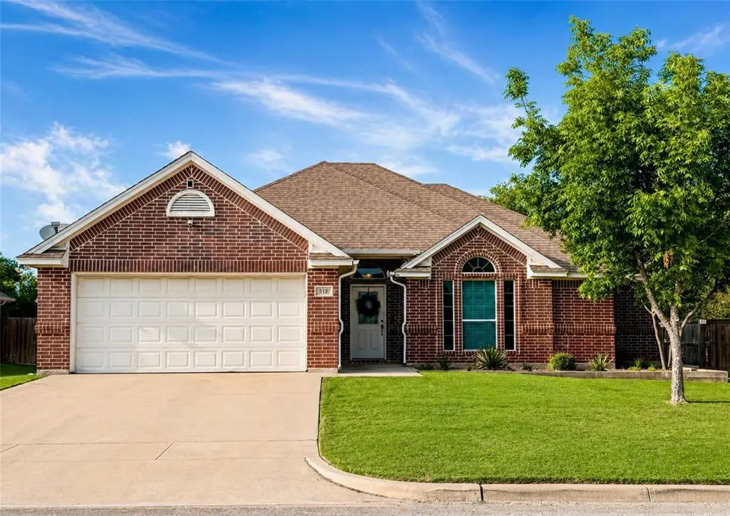 512 Westgate Drive, Aledo, TX 76008