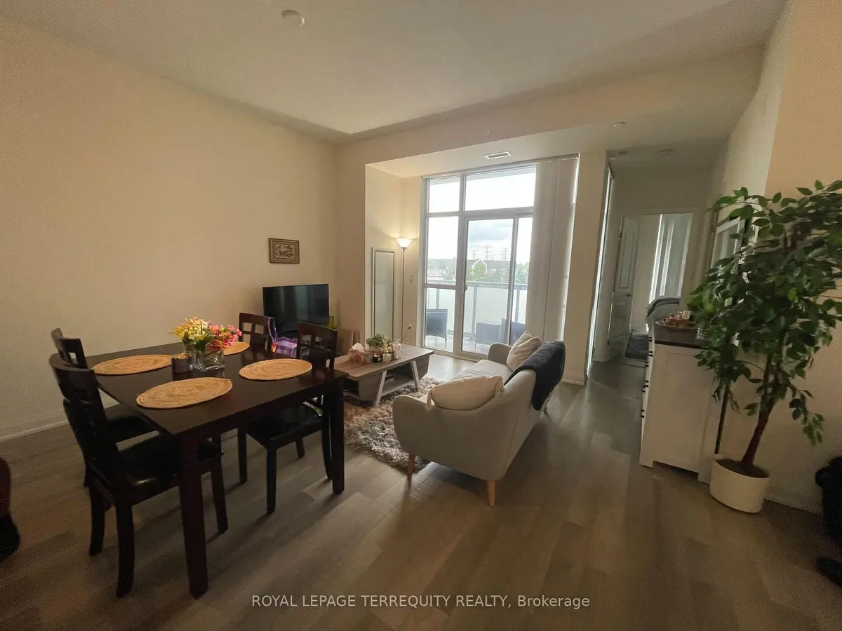 8763 Bayview AVE #320, Richmond Hill, ON L4B 3V1