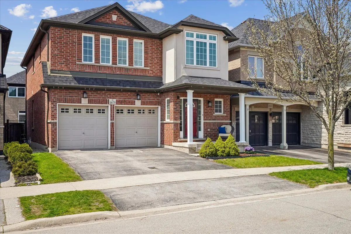 4679 Webb ST, Burlington, ON L7M 0E3