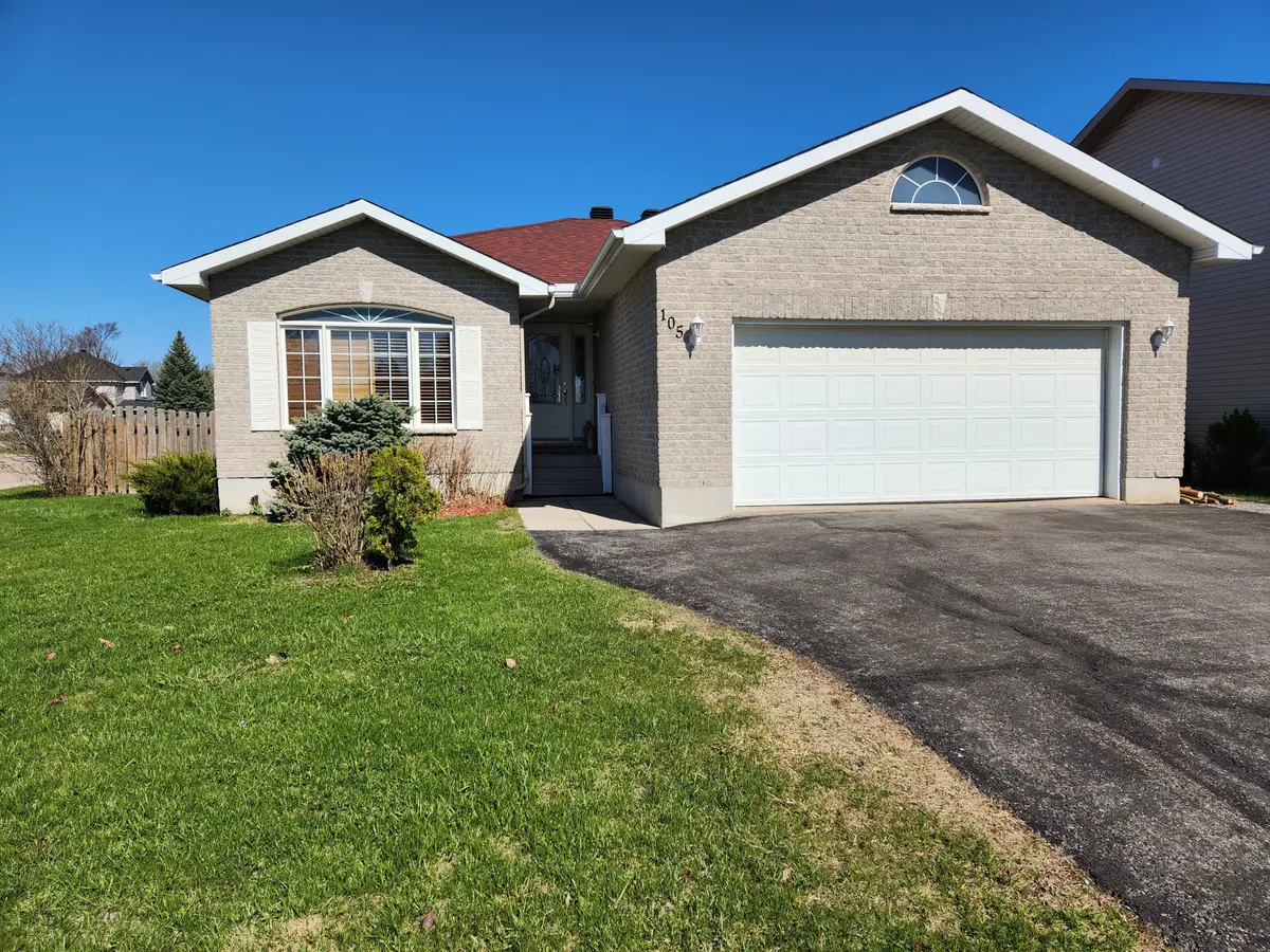 105 Mclachlin ST S, Arnprior, ON K7S 3Y5