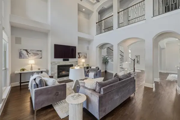 212 Saint Tropez Drive, Southlake, TX 76092