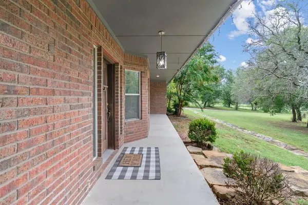 217 Naibara Trail, Weatherford, TX 76088