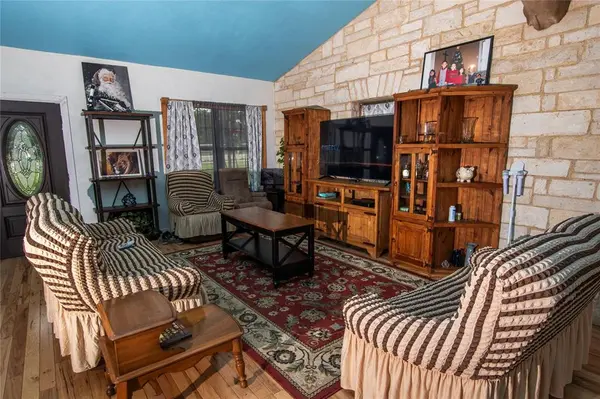 1115 County Road 147, Brownwood, TX 76801