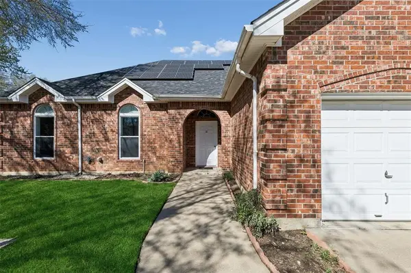 6406 Scotsbluff Court, Arlington, TX 76001