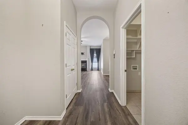 6406 Scotsbluff Court, Arlington, TX 76001