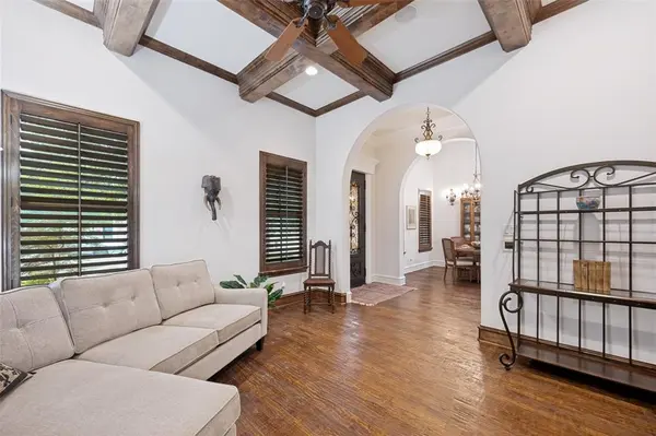 96 Casa Lane #210, Colleyville, TX 76034