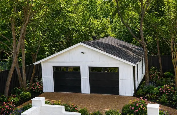 1521 El Campo Drive, Dallas, TX 75218