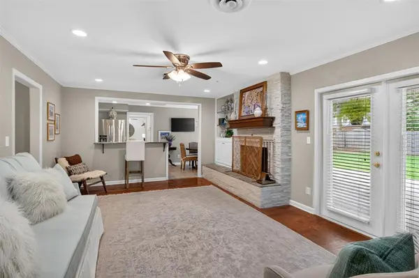 8321 Spring Lake Drive, Shreveport, LA 71106