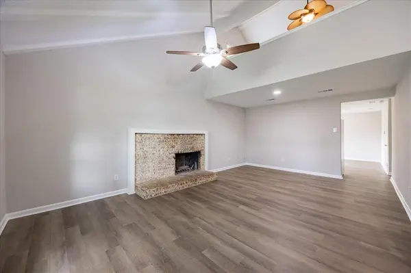 532 Kent Drive, Lewisville, TX 75067