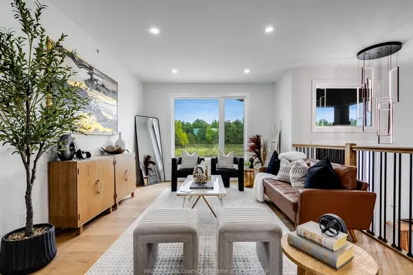 8336 Annie, Mcgregor, ON N0R 1J0