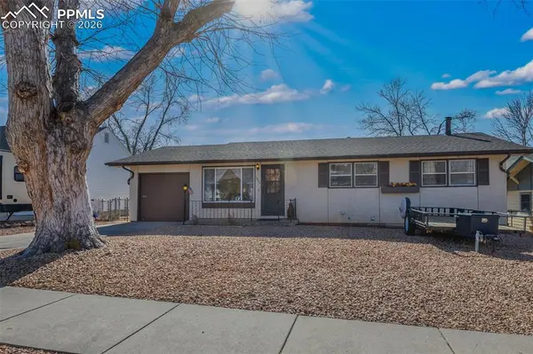 1209 Cumberland ST, Colorado Springs, CO 80907