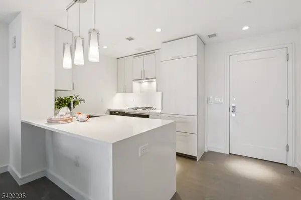 15 Morris  Ave #525, Long Branch City, NJ 07740