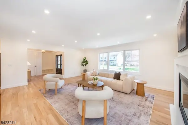 196 Vinton Circle, Fanwood Boro, NJ 07023