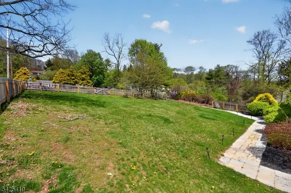 118 Hillside Ter, Lebanon Twp., NJ 07830