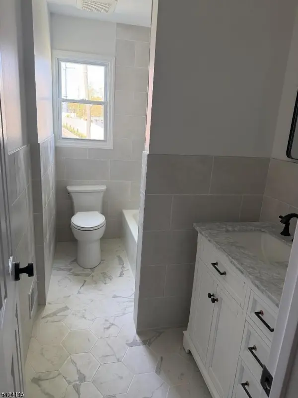 47 La Grande Ave, Fanwood Boro, NJ 07023