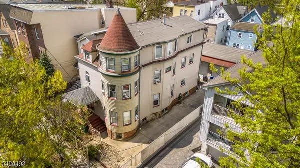 232 2nd St, Newark City, NJ 07107