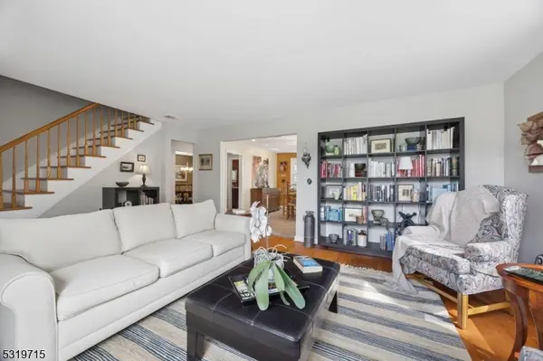 3 Bellevue Ave, Bloomfield Twp., NJ 07003