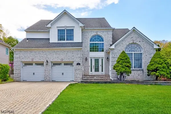 30 Baybury Ct, East Hanover Twp., NJ 07936