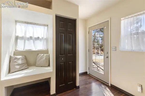 400 Hillcrest ST, Woodland Park, CO 80863