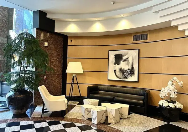 33 University AVE #1604, Toronto C01, ON M5J 2S7