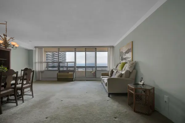 55 William ST E #1103, Oshawa, ON L1G 7C9