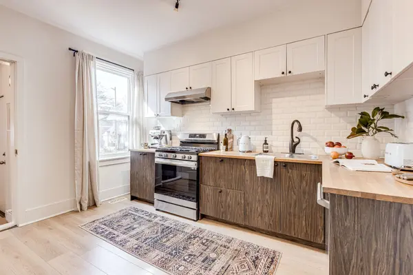 31 Myrtle AVE, Toronto E01, ON M4M 2A4