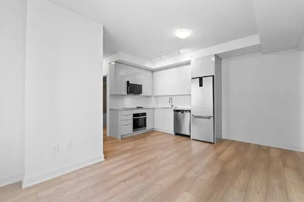 2920 Highway 7 RD #2205, Vaughan, ON L4K 0P4