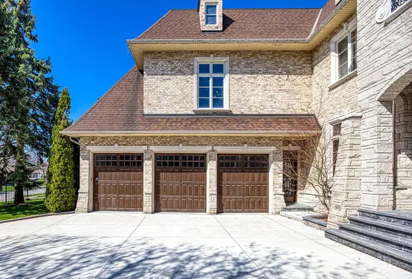 198 May AVE, Richmond Hill, ON L4C 3S6