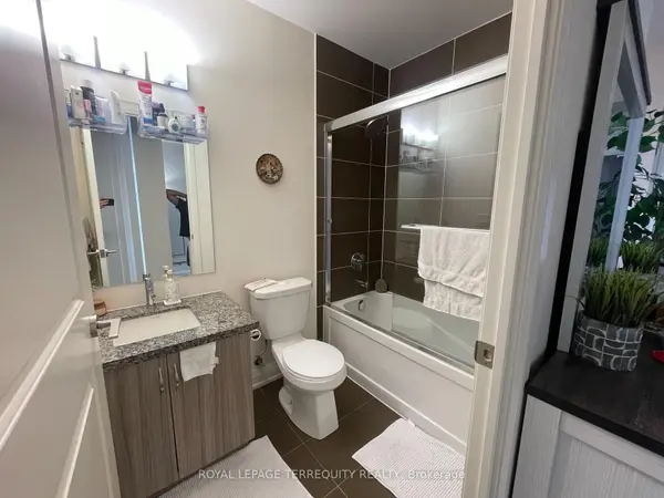 8763 Bayview AVE #320, Richmond Hill, ON L4B 3V1