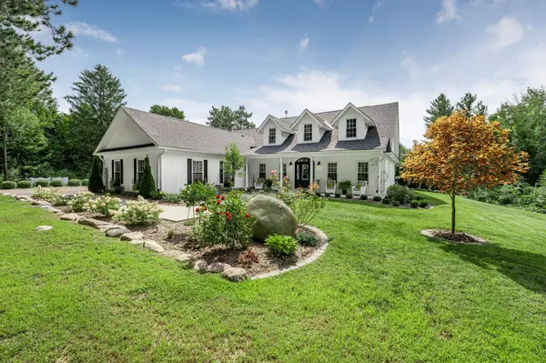 287 Dorion RD, Tiny, ON L9M 0M4