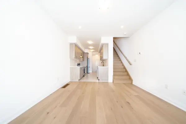 26-1 Ranch TER, Barrie, ON L9J 0Y3