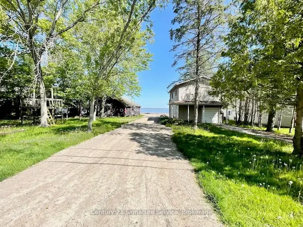 264 Robins Point RD, Tay, ON L0K 2A0