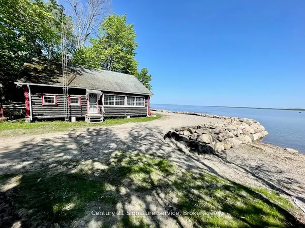 264 Robins Point RD, Tay, ON L0K 2A0