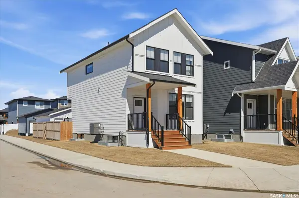 2803 Rosewood DRIVE, Saskatoon, SK S7V 1R4