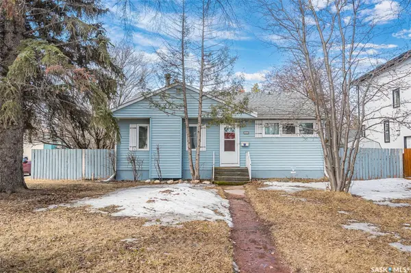 1532 Cairns AVENUE, Saskatoon, SK S7H 2H6