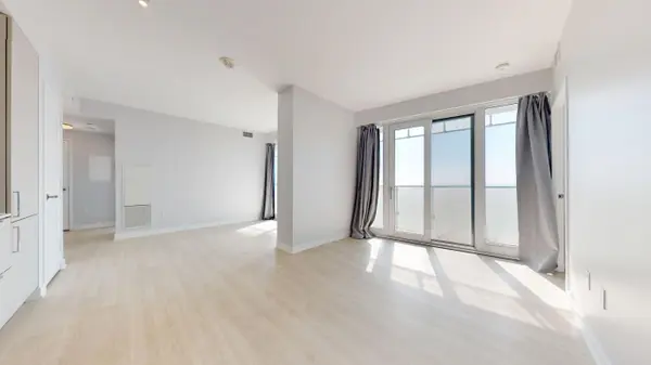 3883 Quartz RD #2805, Mississauga, ON L5B 0M4