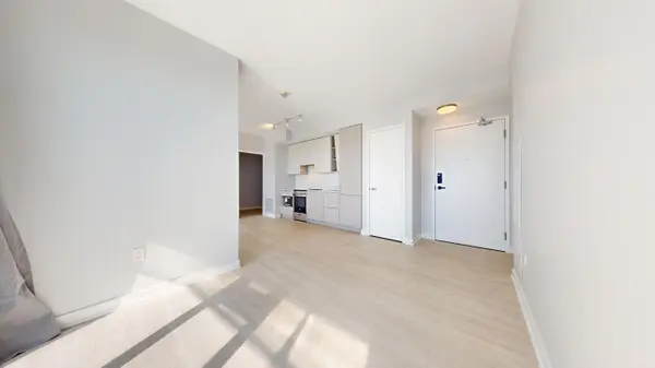 3883 Quartz RD #2805, Mississauga, ON L5B 0M4