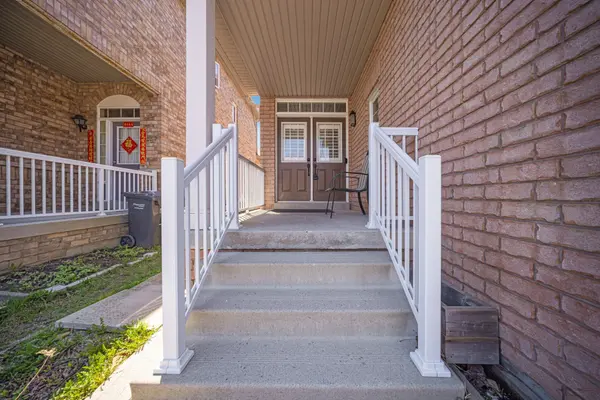 4711 Centretown WAY, Mississauga, ON L5R 0C8