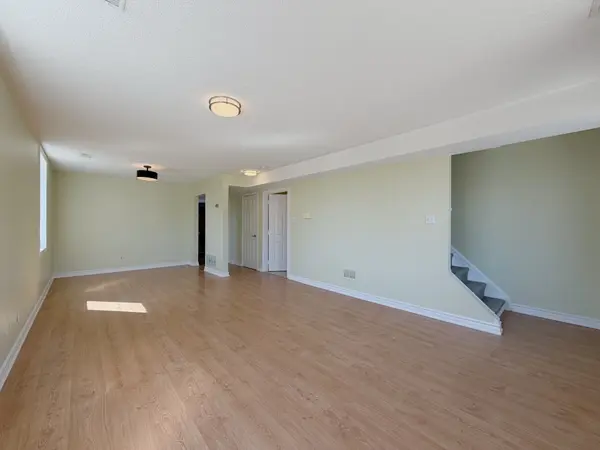 621A The Queensway N/A, Toronto W07, ON M8Y 1K4