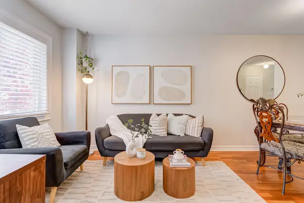 224 Rosemount AVE #4, Toronto W04, ON M9N 1M8