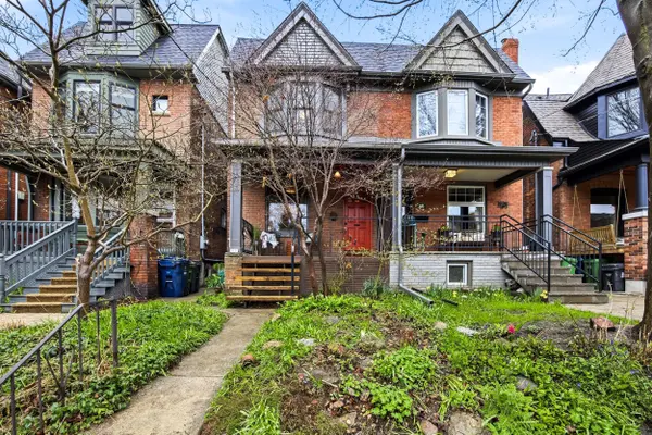 52 Fermanagh AVE, Toronto W01, ON M6R 1M2