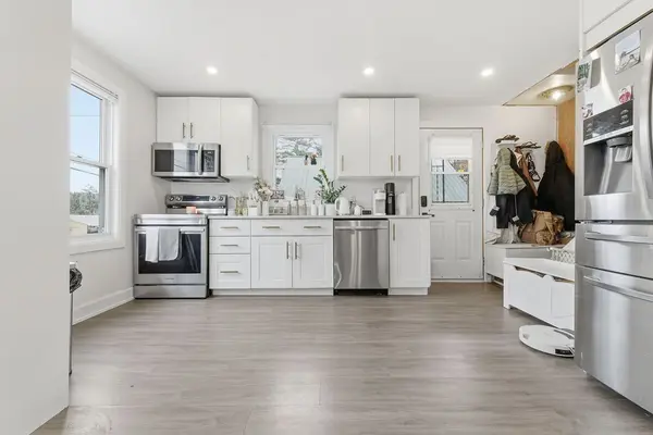 8613 60 HWY, North Algona Wilberforce, ON K0J 1T0