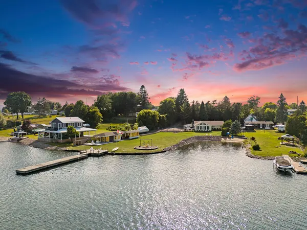 1637 County Rd 2 RD, Edwardsburgh/cardinal, ON K0E 1T1