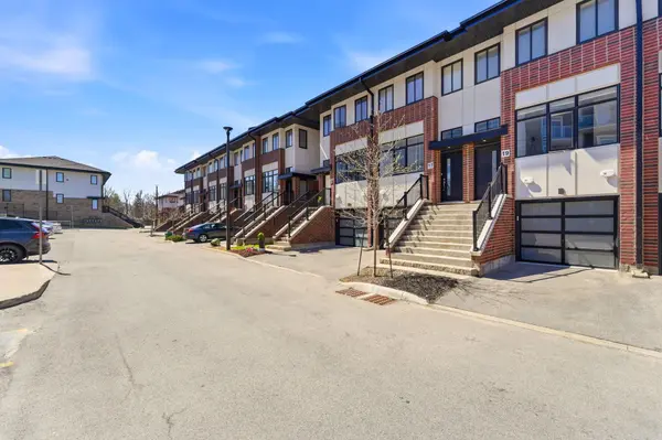 19 Markle CRES, Hamilton, ON L9G 0H4