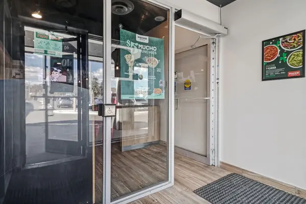 1861 Robertson RD, Bells Corners And South To Fallowfield, ON K2H 9N5