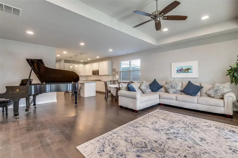 5857 Coleman Street, Westworth Village, TX 76114