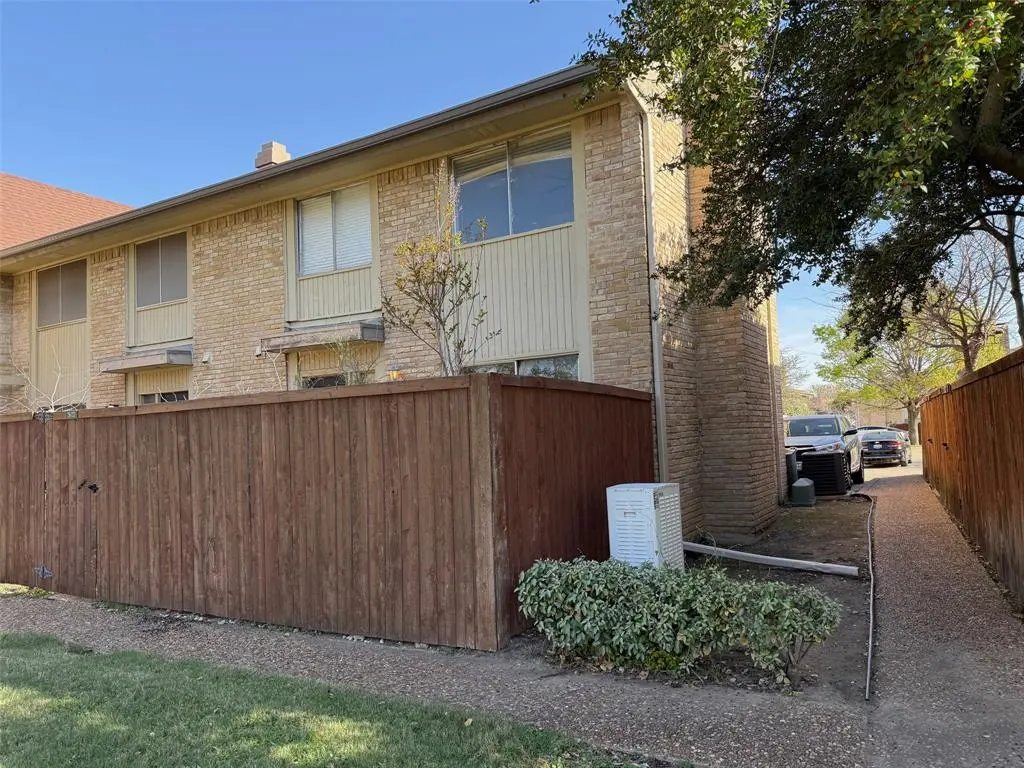 2602 Custer Parkway #D, Richardson, TX 75080