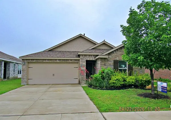 2757 Tobias Lane, Aubrey, TX 76227