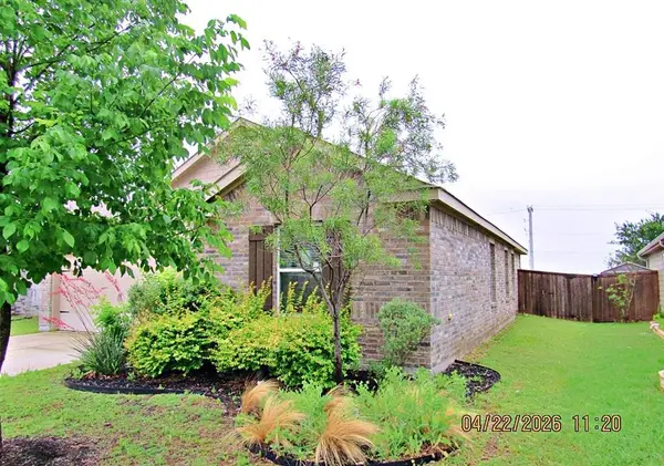 2757 Tobias Lane, Aubrey, TX 76227